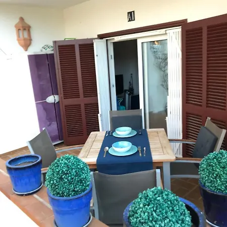 Primera Linea De Playa Apartment *